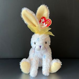 Ty Beanie Babies CARROTS the Plush Bunny Rabbit *Retired* DOB September 13 2001